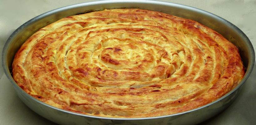 Tepsi Böreği Tarifi ve Malzemeleri