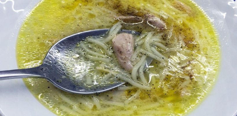 8 Kişilik Terbiyeli Tavuk Suyu Çorba Tarifi ve Malzemeleri