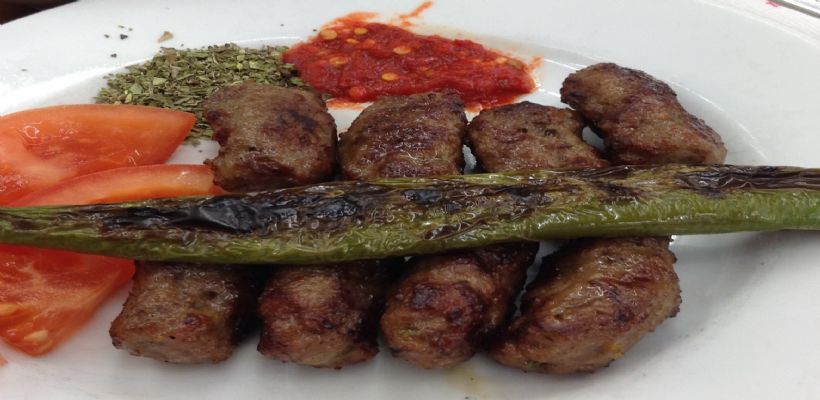 8 Kişilik Top Köfte Tarifi ve Malzemeleri
