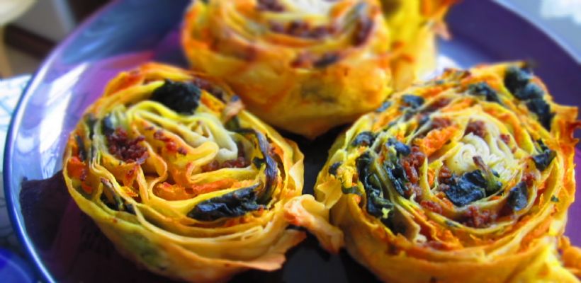 Üç Renkli Börek Tarifi ve Malzemeleri