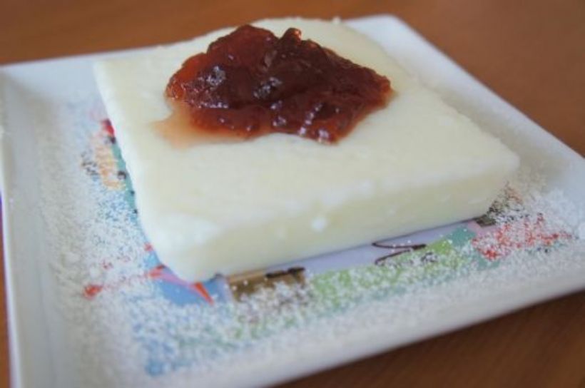 8 Kişilik Un Muhallebisi Tarifi ve Malzemeleri