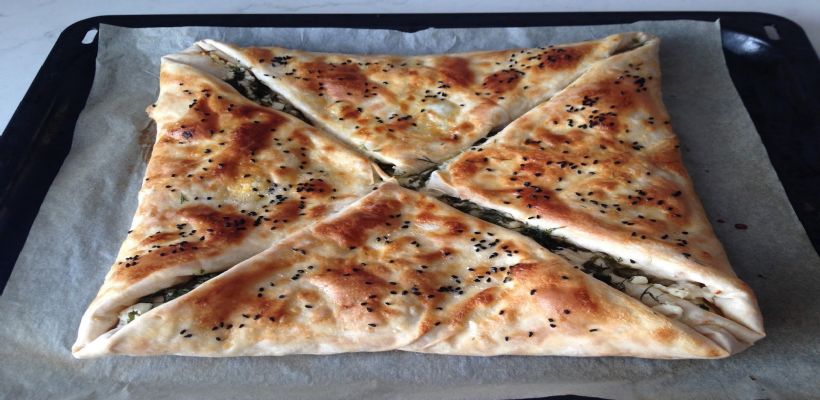 Yoğurtlu Arnavut Böreği Tarifi ve Malzemeleri