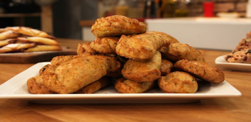 Yoğurtlu Karbonatlı Poğaça Tarifi ve Malzemeleri