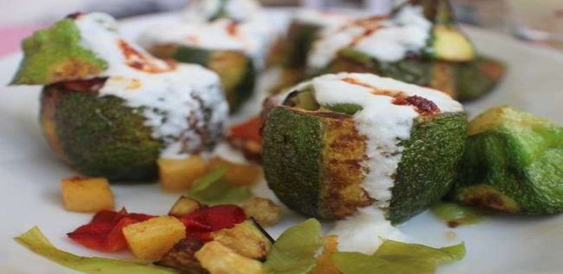 8 Kişilik Yoğurtlu Patlıcan Kızartması Tarifi ve Malzemeleri