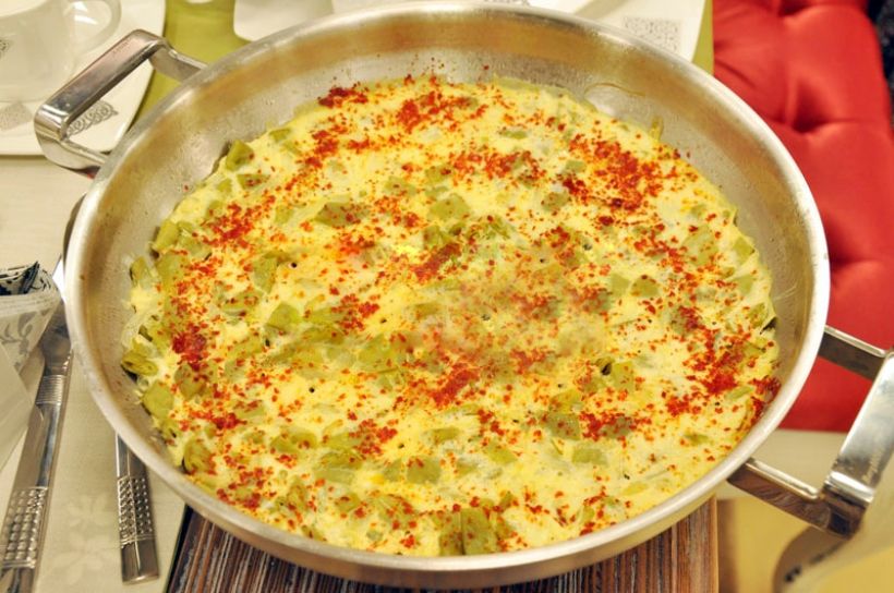 8 Kişilik Yumurtalı Fasulye Tarifi ve Malzemeleri