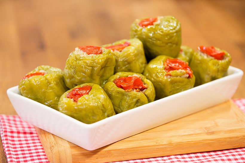 8 Kişilik Zeytinyağlı Biber Dolması Tarifi ve Malzemeleri