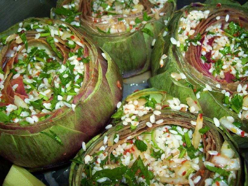 8 Kişilik Zeytinyağlı Enginar Dolması Tarifi ve Malzemeleri